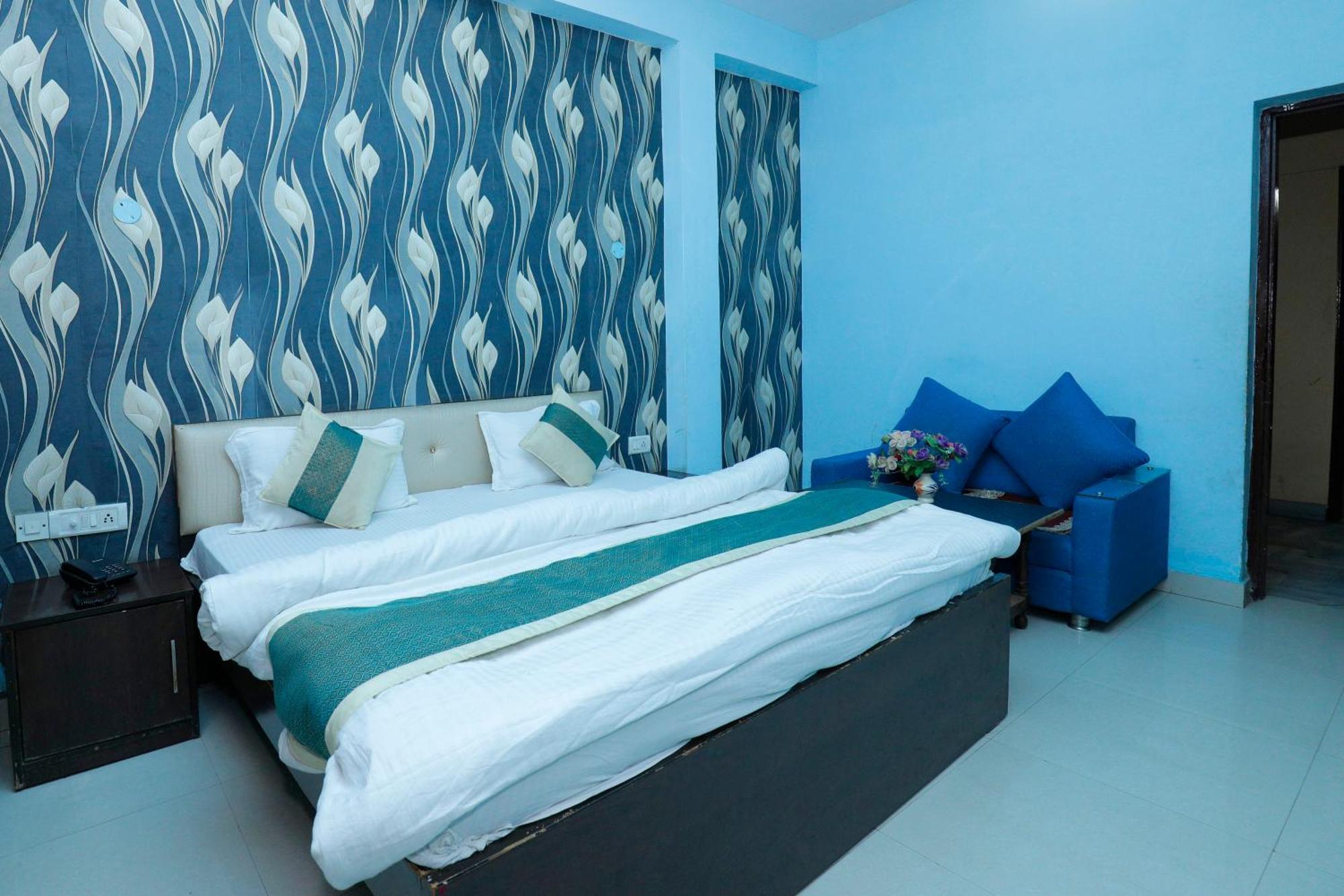 Hotel New Bakshi House Агра Экстерьер фото